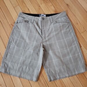 Mens Alpine Design Plaid Shorts Size 34